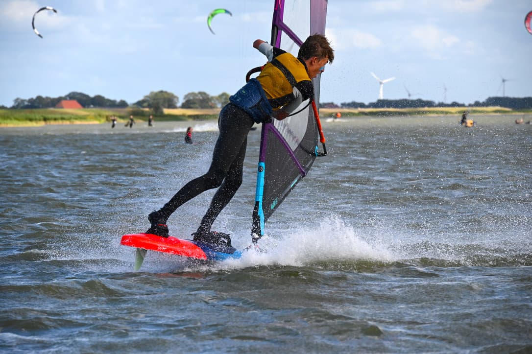 Cover Image for Review: Starboard iGnite 2024 Julian Pro 78